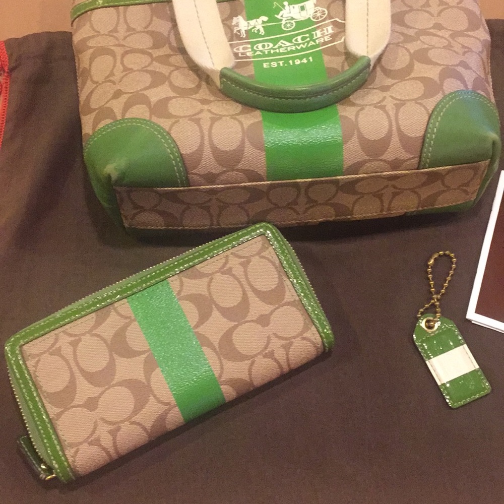 COACH HERITAGE TOTE Green Stripe 11349 PURSE ZIP AROUND WALLET - Picture 4 of 8